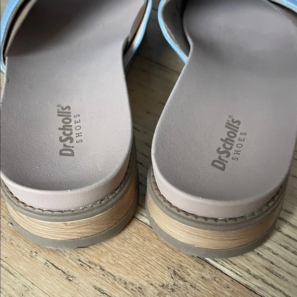 Dr. Scholl's Women's Light Blue and Brown Sandals size 9- brand new - Picture 2 of 5